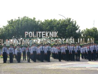 PKTJ Gelar Apel Pelepasan PKP, Kenaikan Tingkat, dan Serah Terima Pengurus Batalyon serta Demustar
