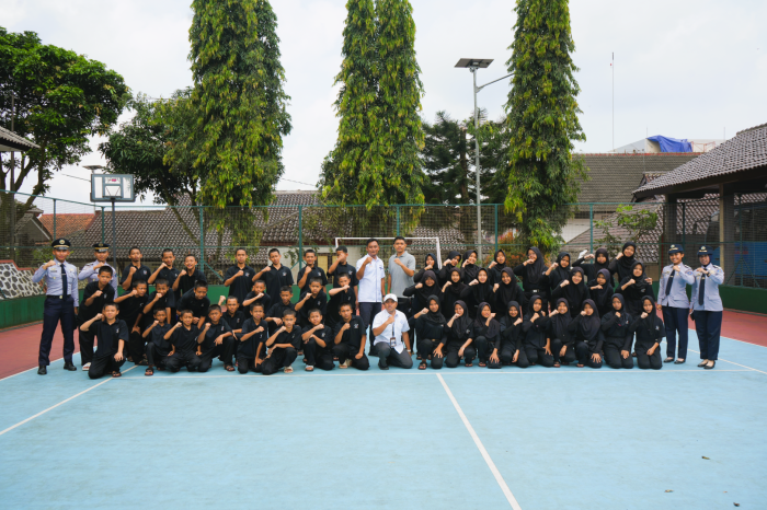 Kegiatan Pengabdian Kepada Masyarakat (PKM) PKTJ Tegal di Sekolah Rakyat Menengah Pertama 13 Banyumas