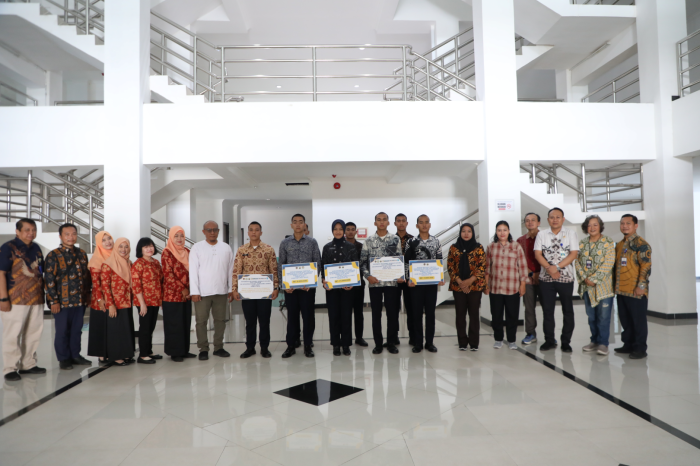 PKTJ Serahkan Bantuan Beasiswa dan Donasi untuk Taruna Terdampak Bencana