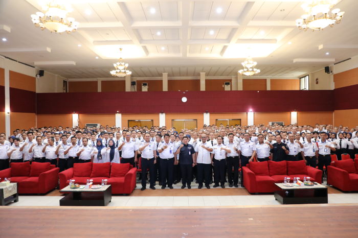 Kepala PPSDMPD Berikan Pengarahan dan Motivasi kepada Civitas Akademika PKTJ