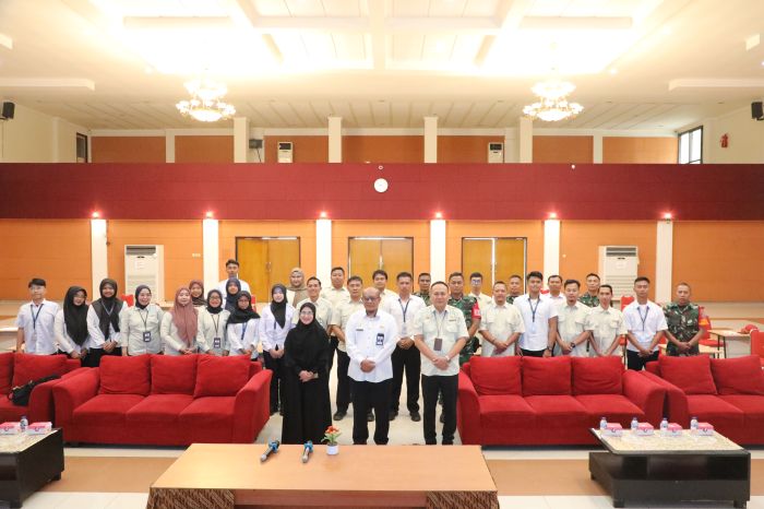 Pelatihan Public Speaking untuk Pengasuh Taruna Politeknik Transportasi Jalan