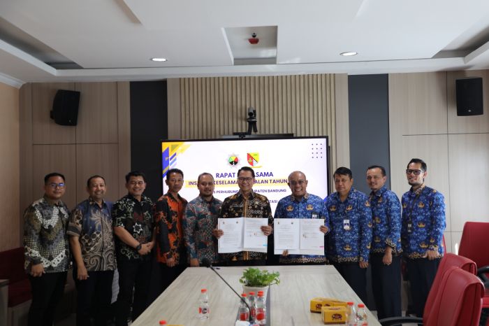 PKTJ dan Dishub Kabupaten Bandung Jalin Kerja Sama Inspeksi Keselamatan Jalan Berbasis Teknologi Hawkeye